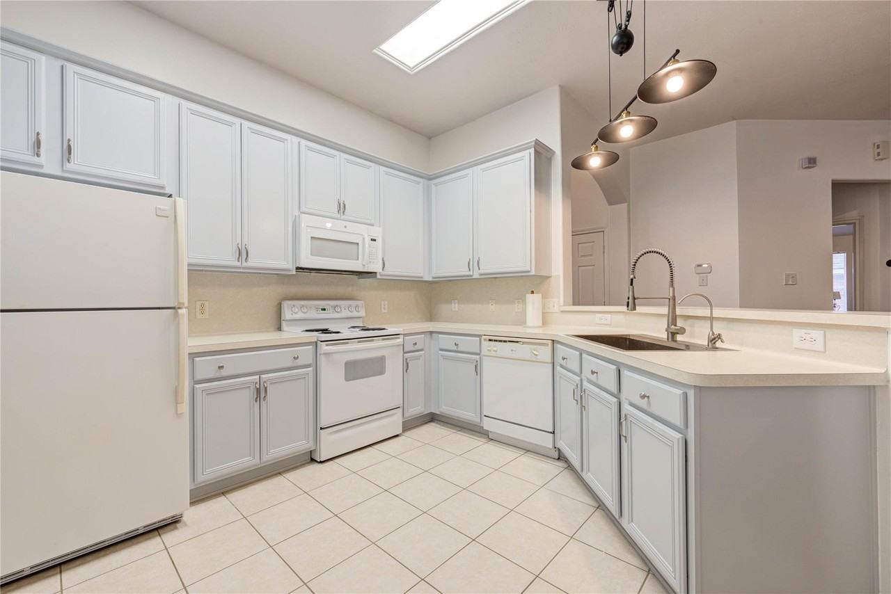 3110 Lancefield Ct #1 - Photo 4 of 4