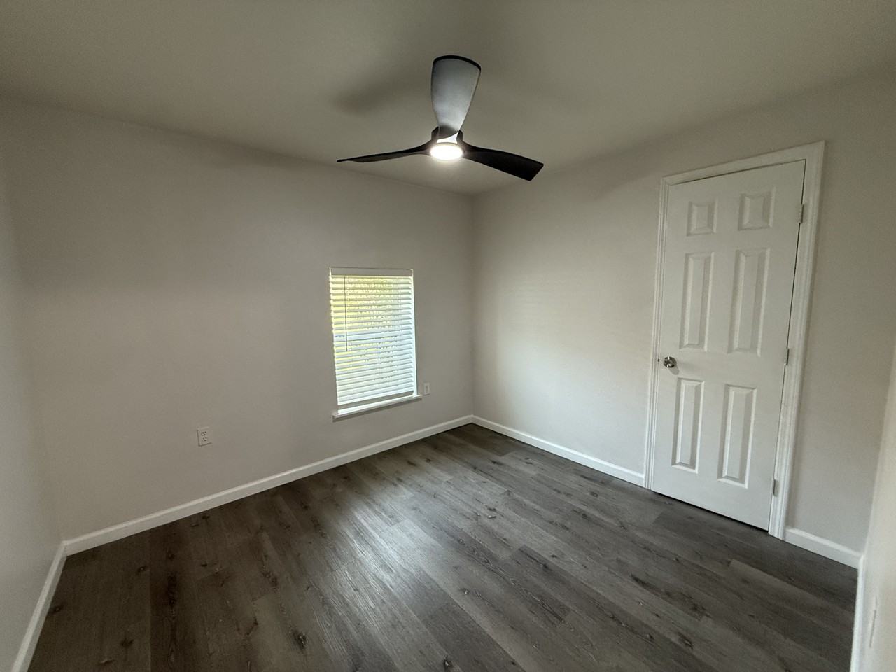 502 Houston St #D - Photo 6 of 8