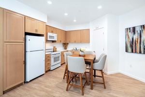 featured image of 1001 Blossom Hill Rd