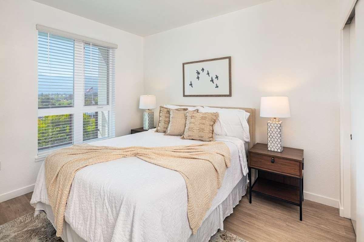 1001 Blossom Hill Rd - Photo 5 of 30