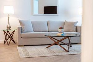 featured image of 1001 Blossom Hill Rd