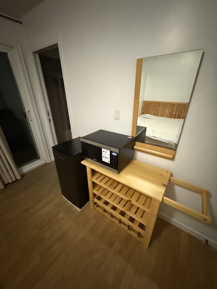 Cambie Rd. & No 4 Rd - Photo 3 of 7