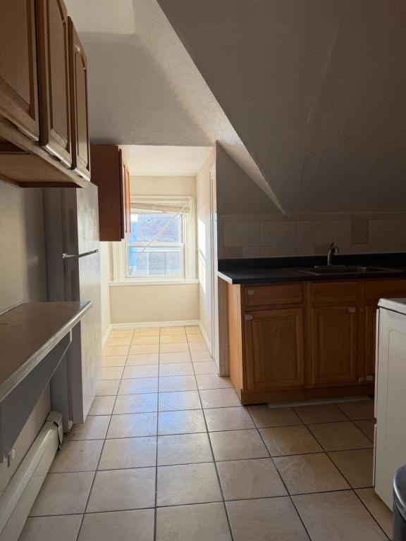 65 Glenwood Ave - Photo 2 of 5