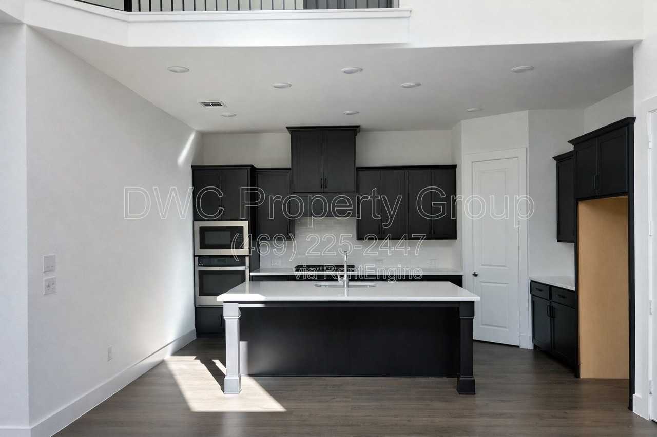 1517 Kinglet Pl - Photo 2 of 14