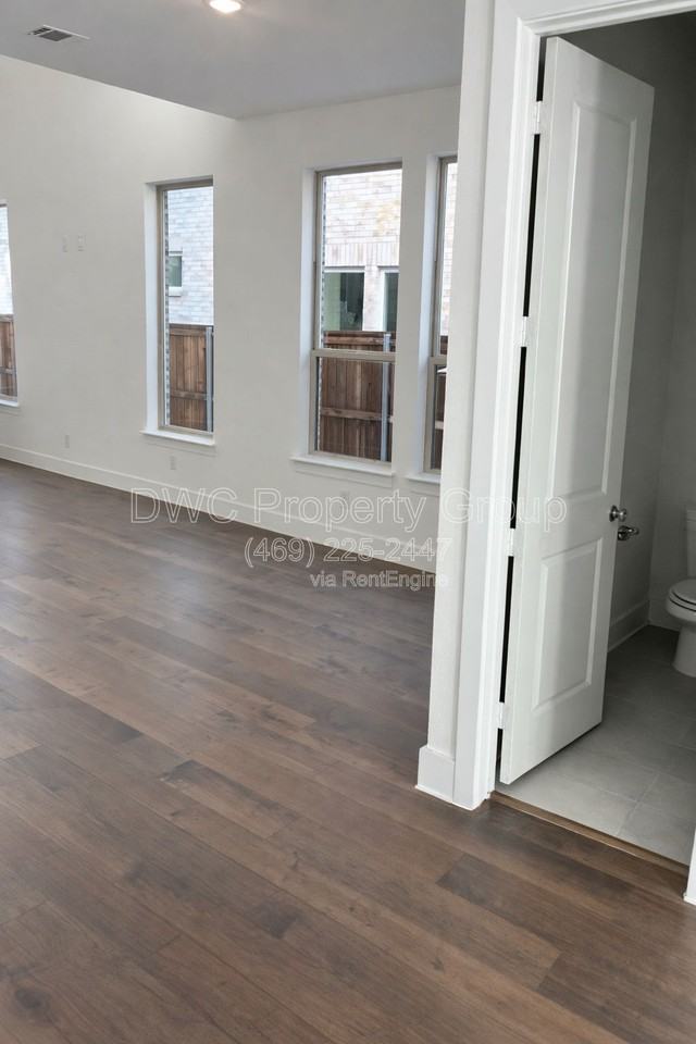 1517 Kinglet Pl - Photo 6 of 14