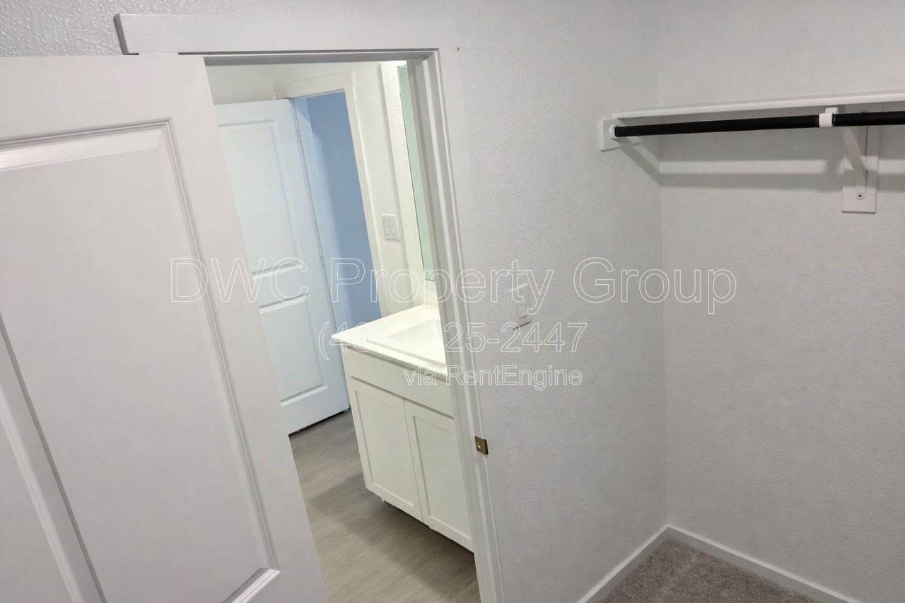 3017 Campeiro Ave - Photo 7 of 10