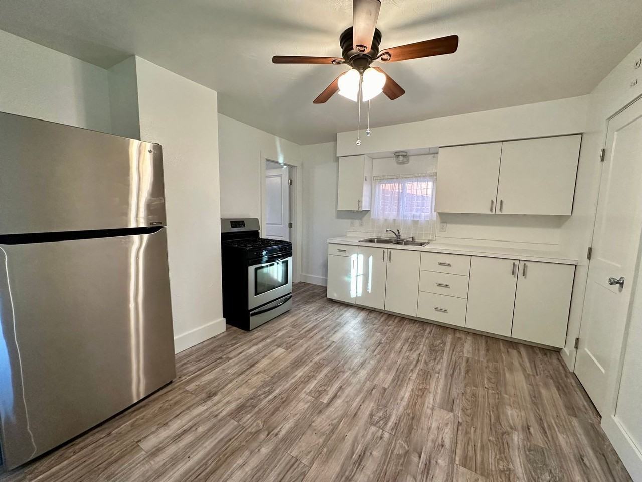 8 Cord St - Photo 2 of 14