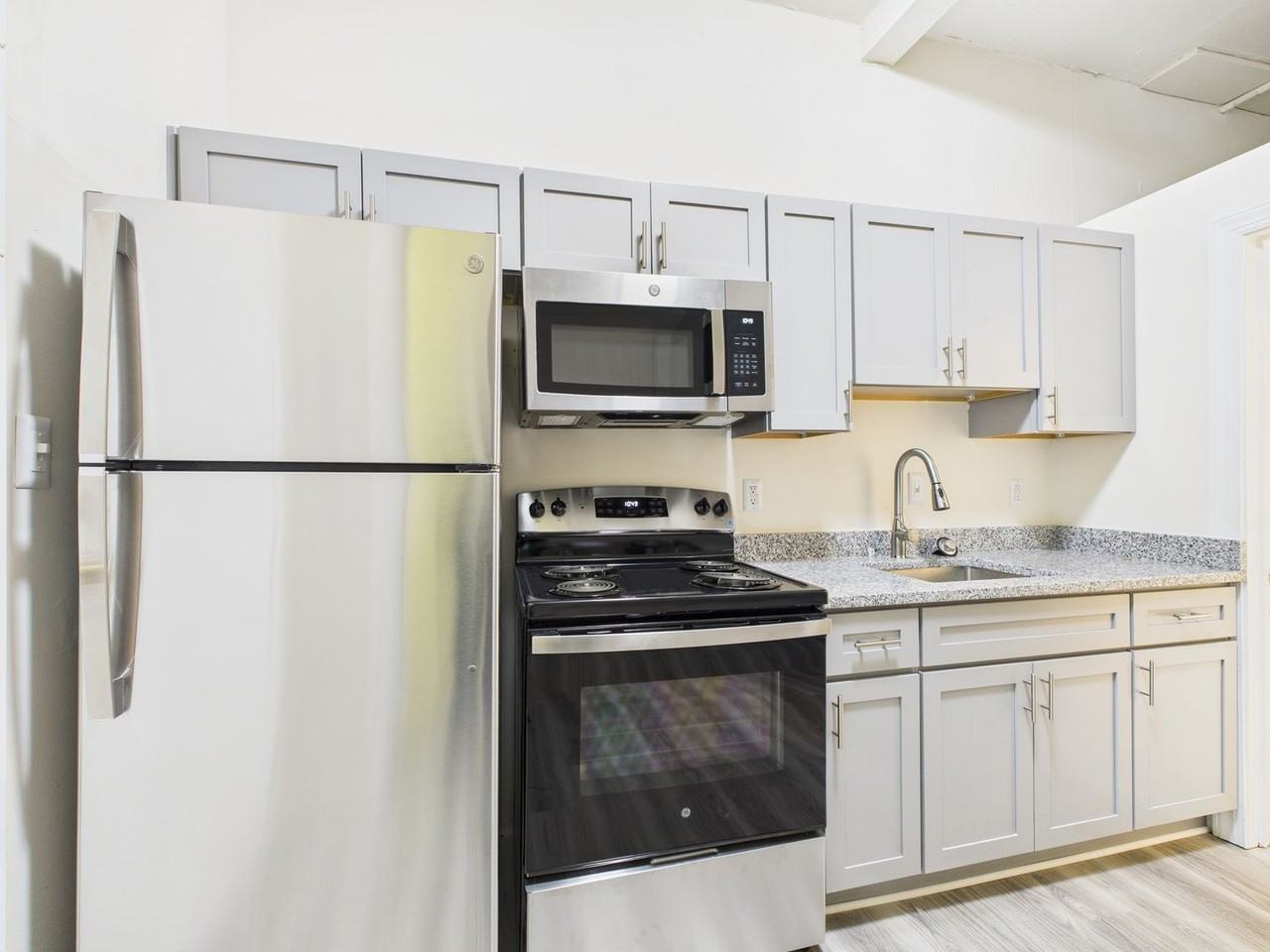 10 S 14th St #303 - Photo 2 of 24