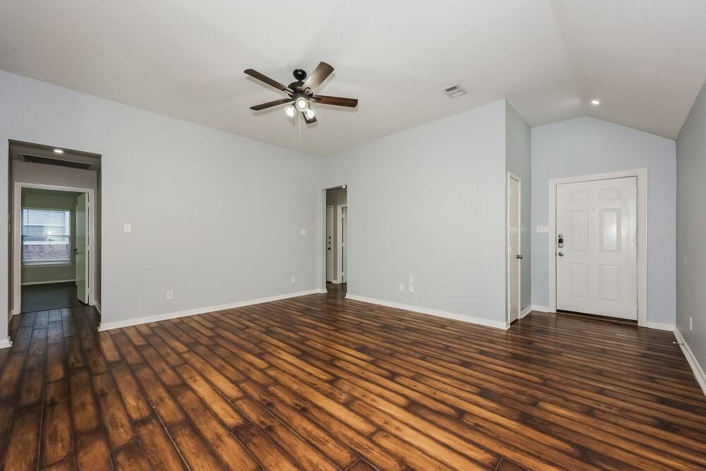 1216 Sandpiper - Photo 3 of 16