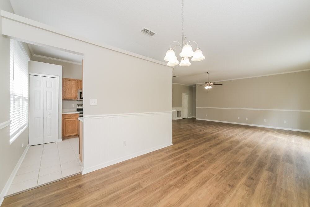 1142 Dekleva Dr - Photo 6 of 16