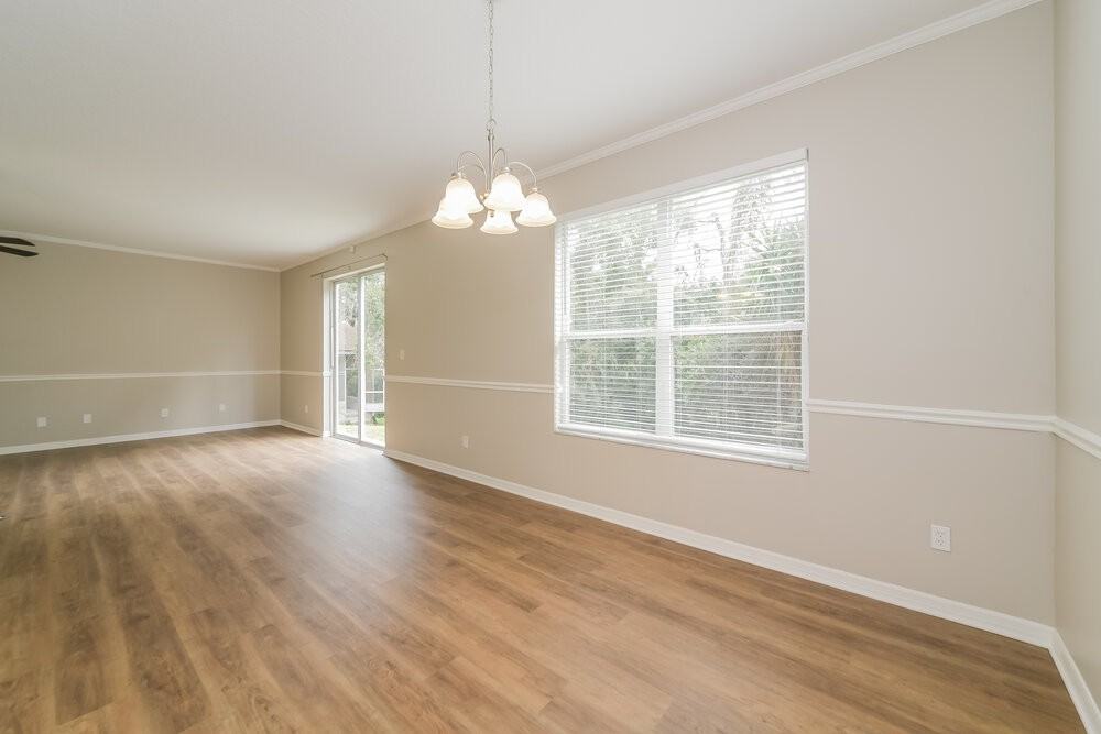 1142 Dekleva Dr - Photo 7 of 16