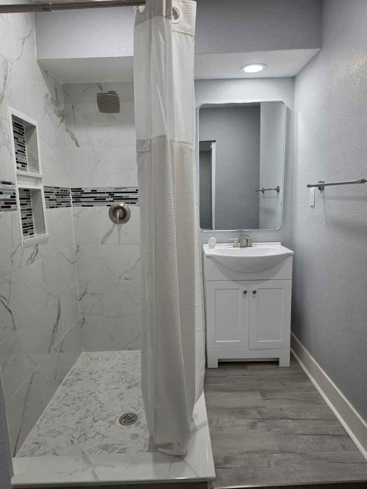 763 Country Woods Circle #1 - Photo 3 of 4