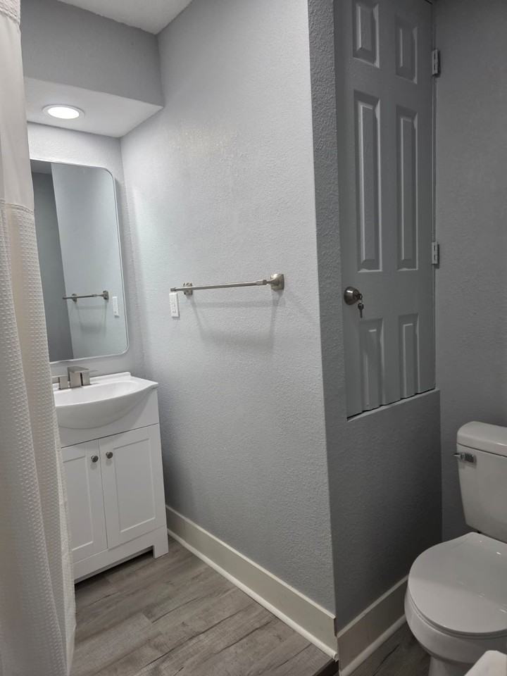 763 Country Woods Circle #1 - Photo 4 of 4