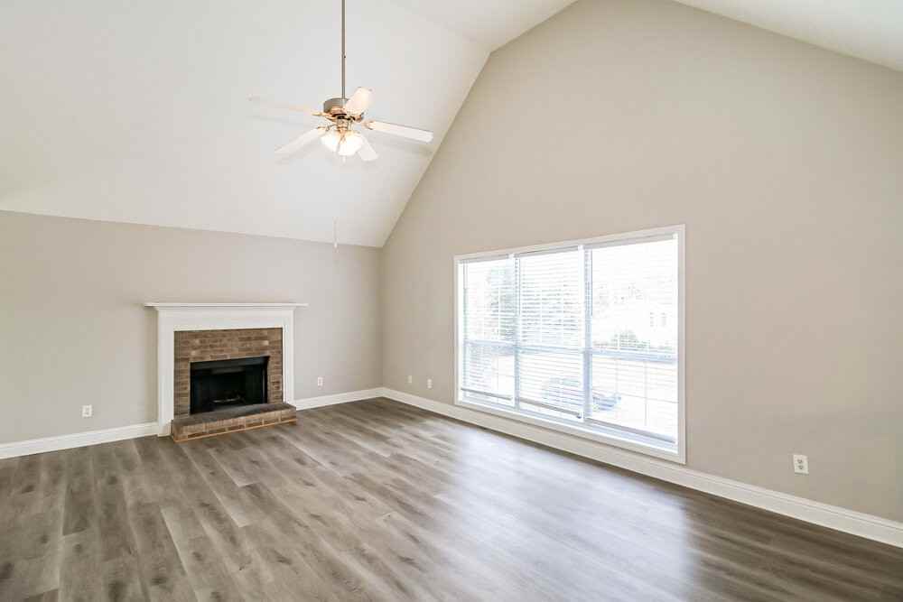 248 Pebble Creek Dr - Photo 6 of 17