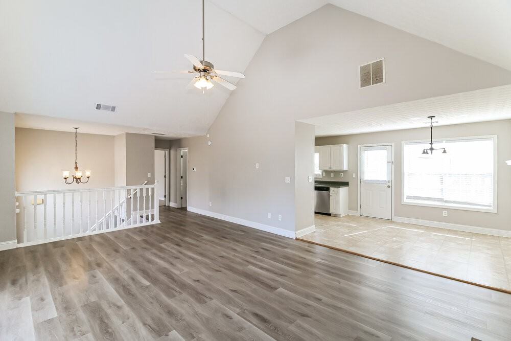 248 Pebble Creek Dr - Photo 7 of 17