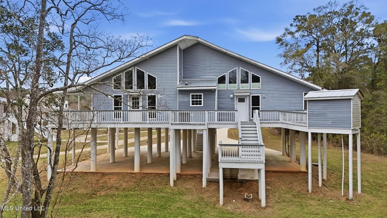 3285 Sandy Bluff Dr - Photo 5 of 50