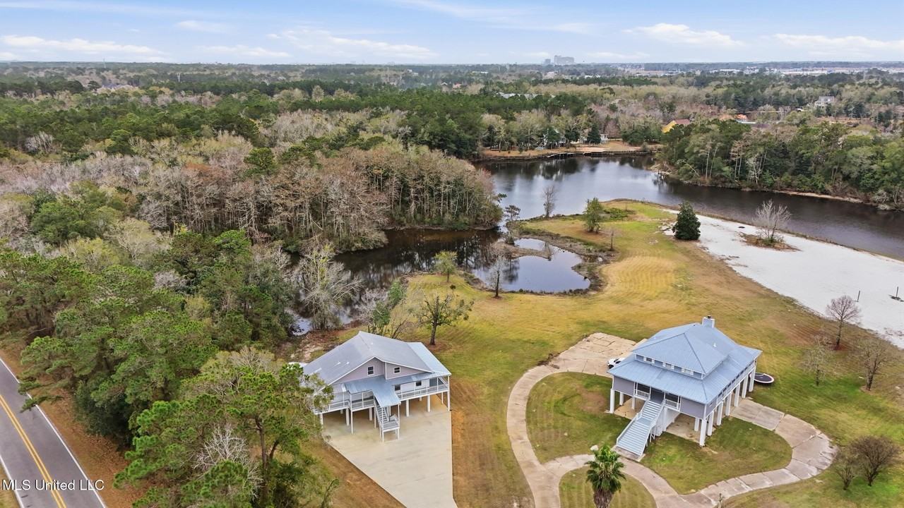 3285 Sandy Bluff Dr - Photo 6 of 50