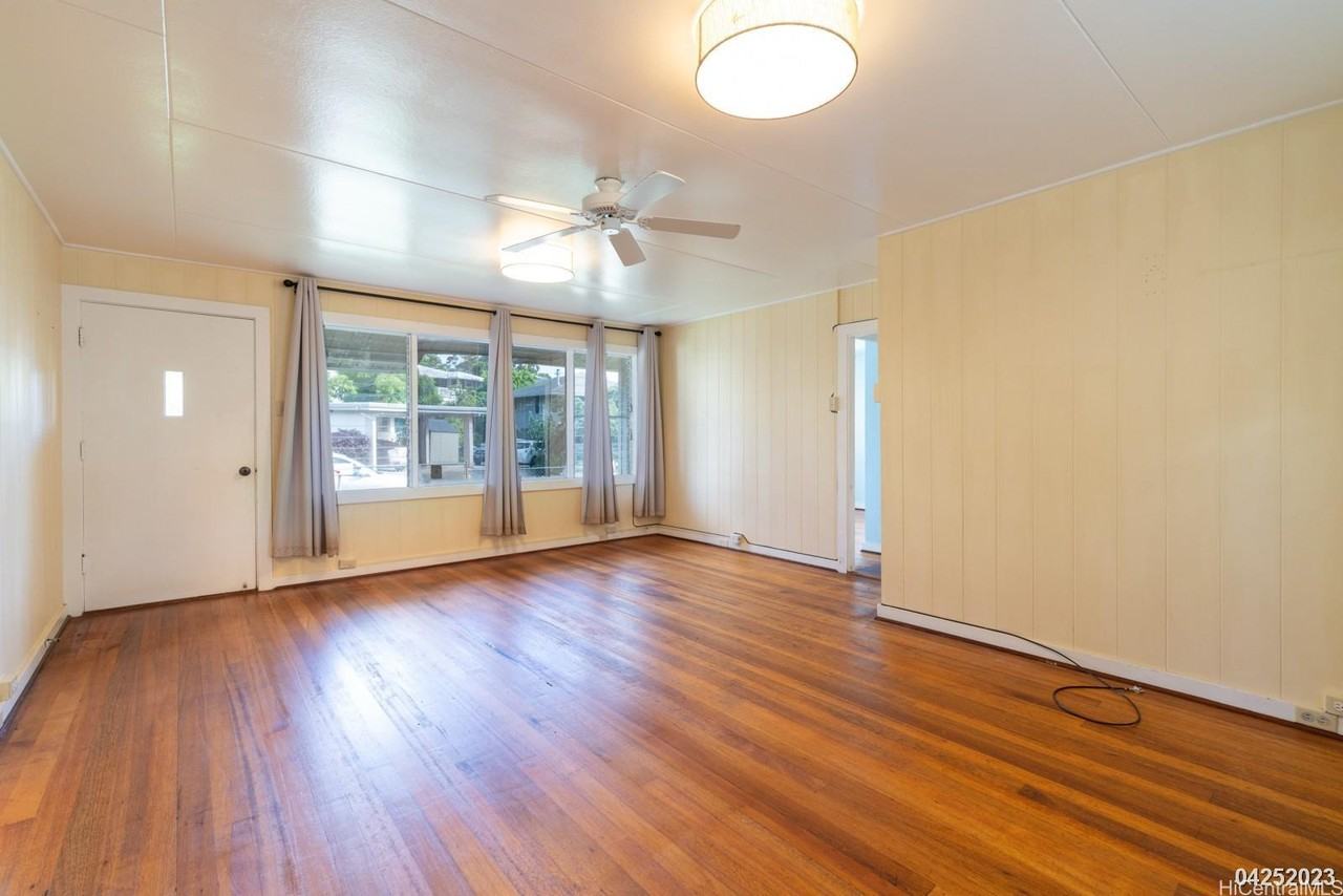 1288 Kaluawaa St - Photo 6 of 18