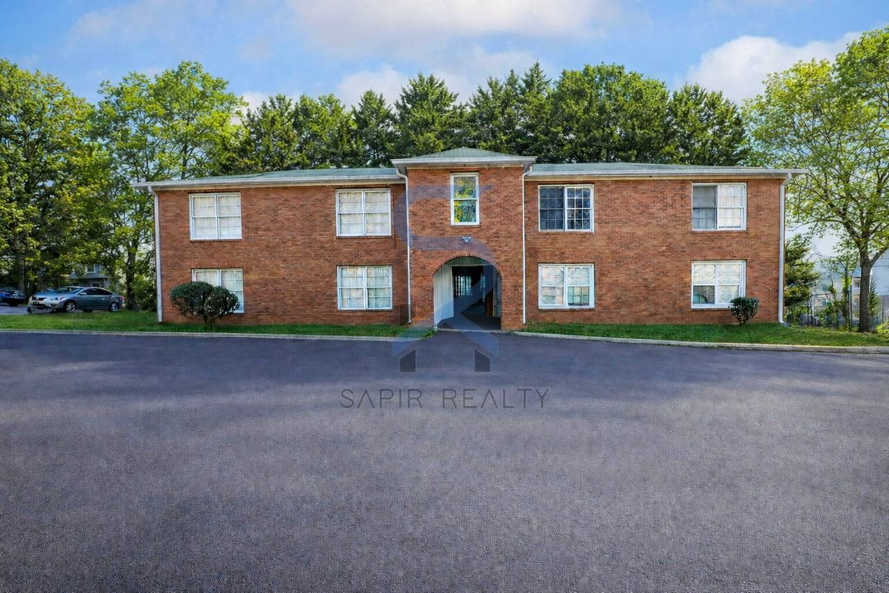 6682 Chupp Rd Apt B - Photo 2 of 14