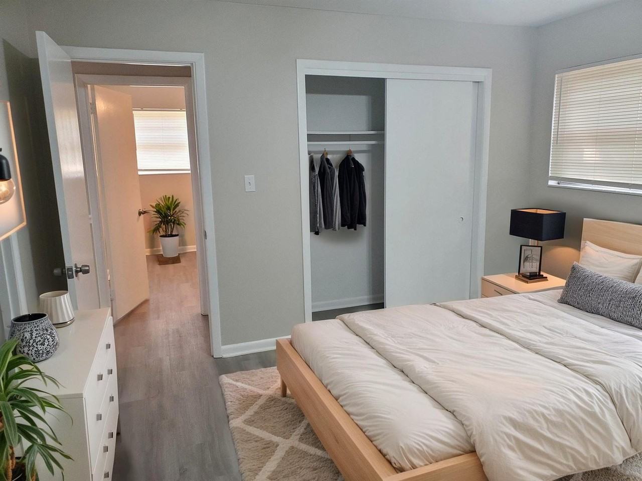 125 Honeysuckle Rd - Photo 4 of 21