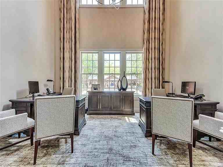 5445 Caruth Haven Ln - Photo 6 of 28