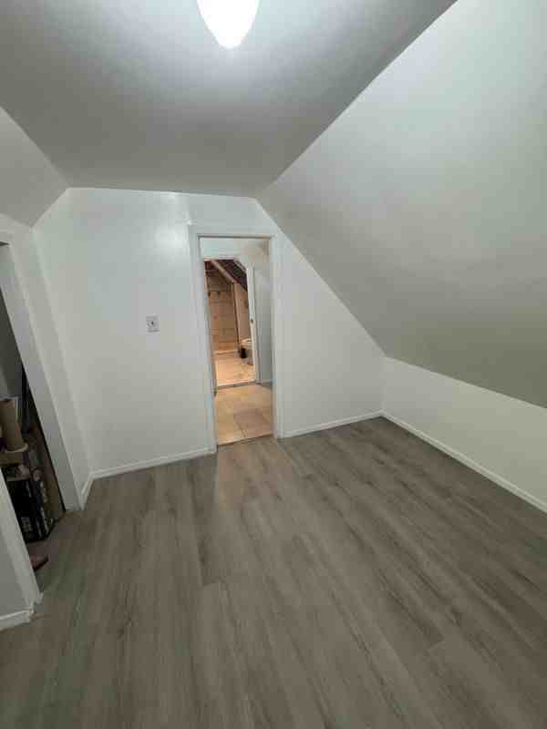 9311 Foster Ave - Photo 5 of 7