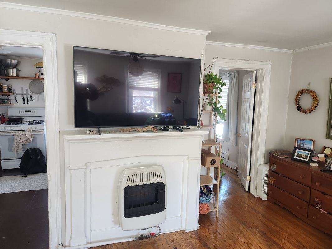 38 Davis St - Photo 6 of 10