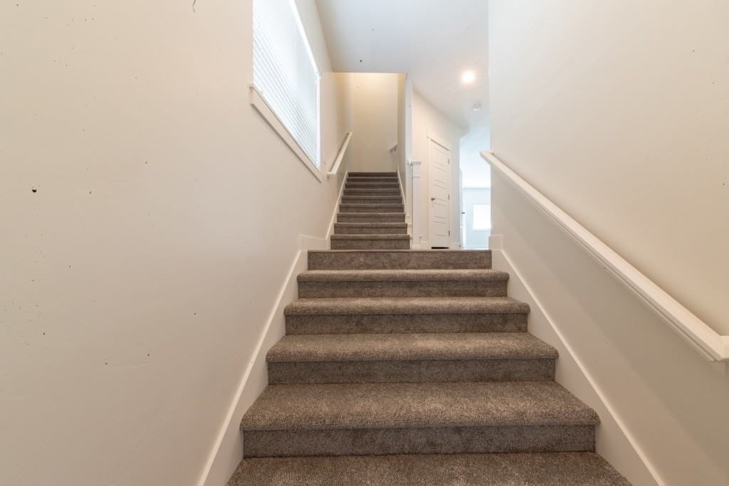 1813 W 720 S - Photo 3 of 24