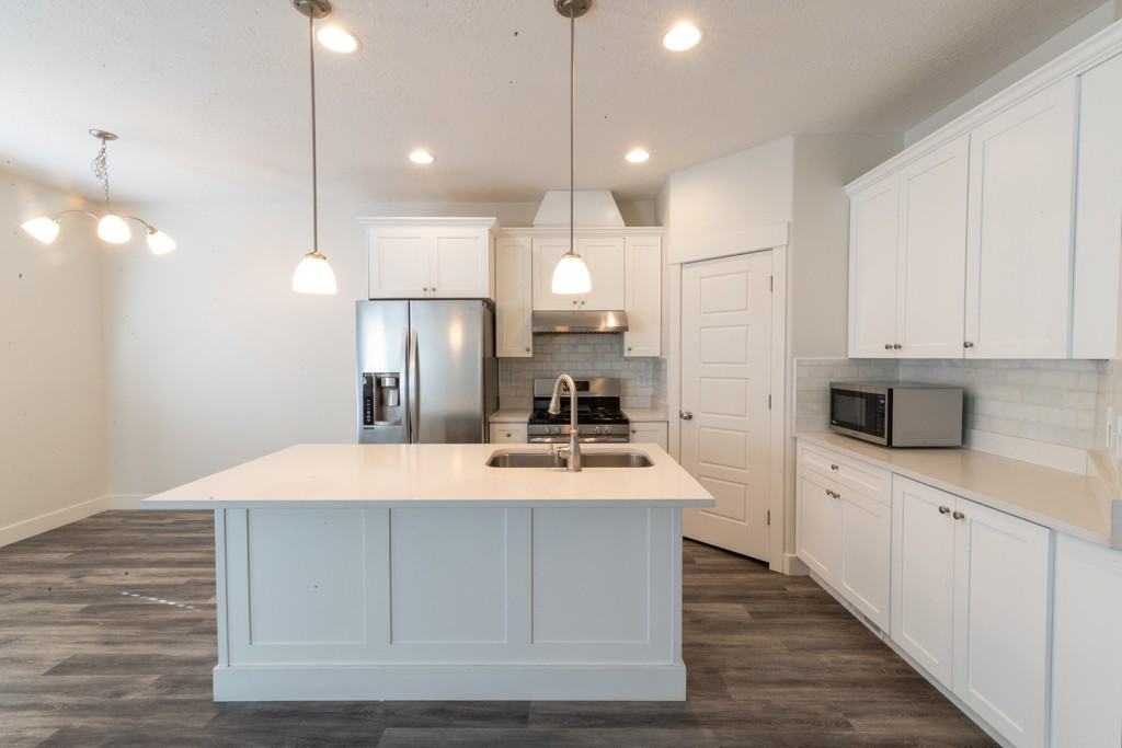 1813 W 720 S - Photo 6 of 24