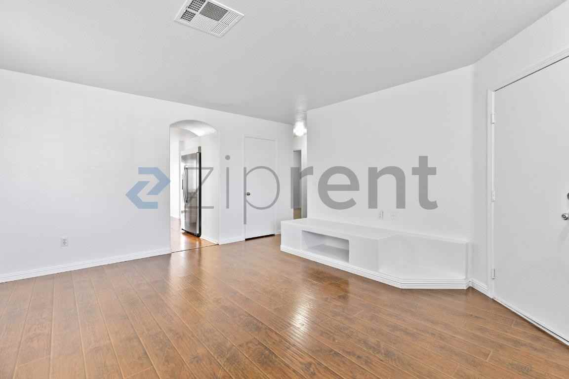 2005 Rose Coral Ave - Photo 7 of 28