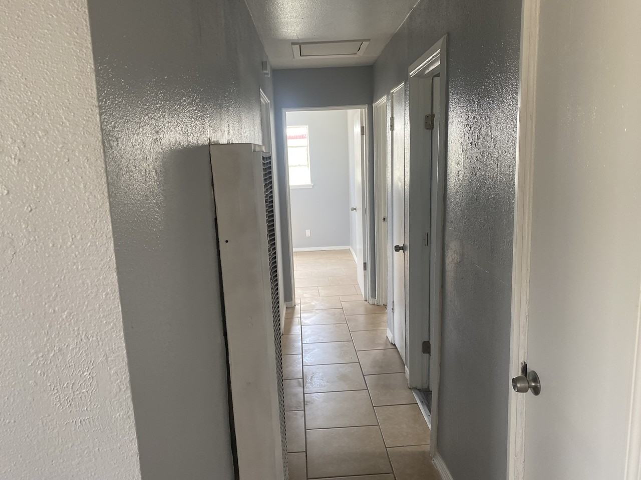 1339 Aster St - Photo 7 of 10