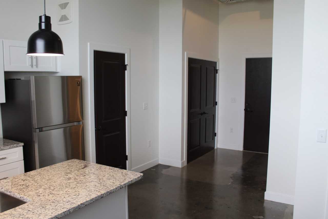 410 Wellons St #505 - Photo 4 of 14