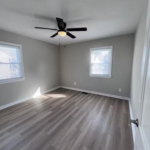 1111 Anne Ave - Photo 3 of 12