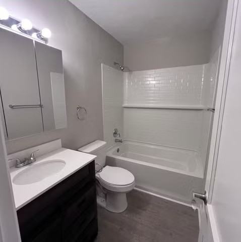 1111 Anne Ave - Photo 6 of 12