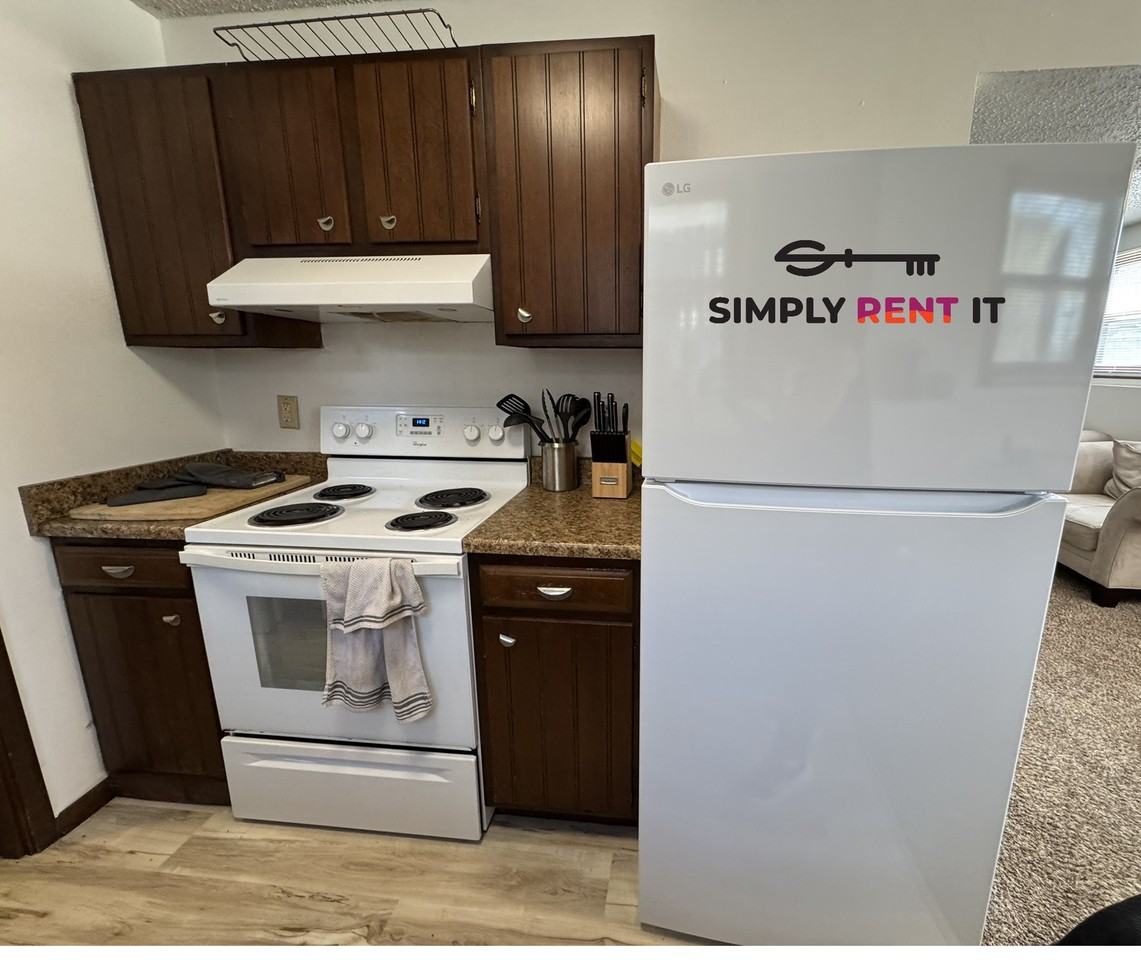 209 E 6th St #101 - Photo 6 of 14