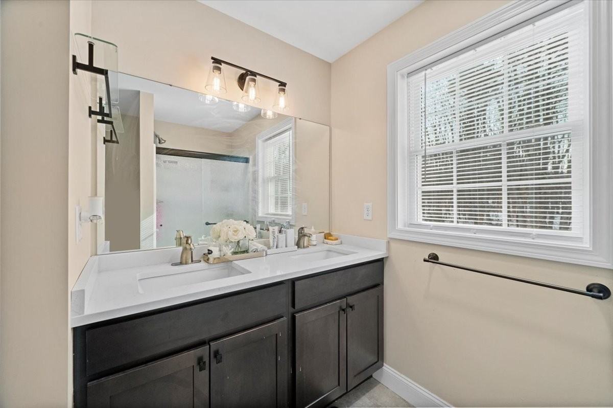 28 Murray Rd - Photo 4 of 16