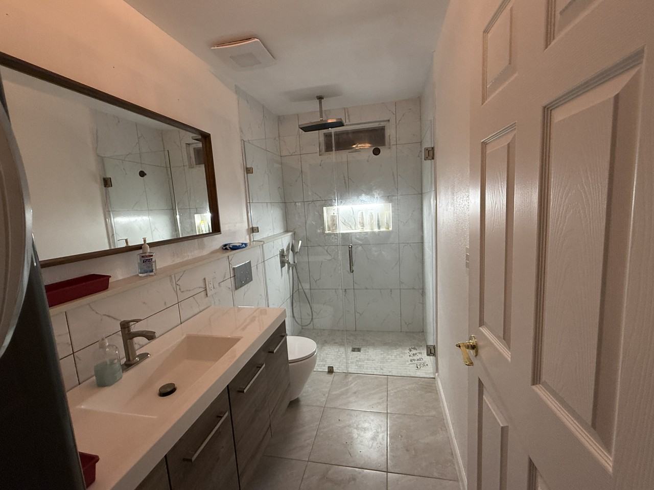 5544 Lawson St #B - Photo 7 of 26