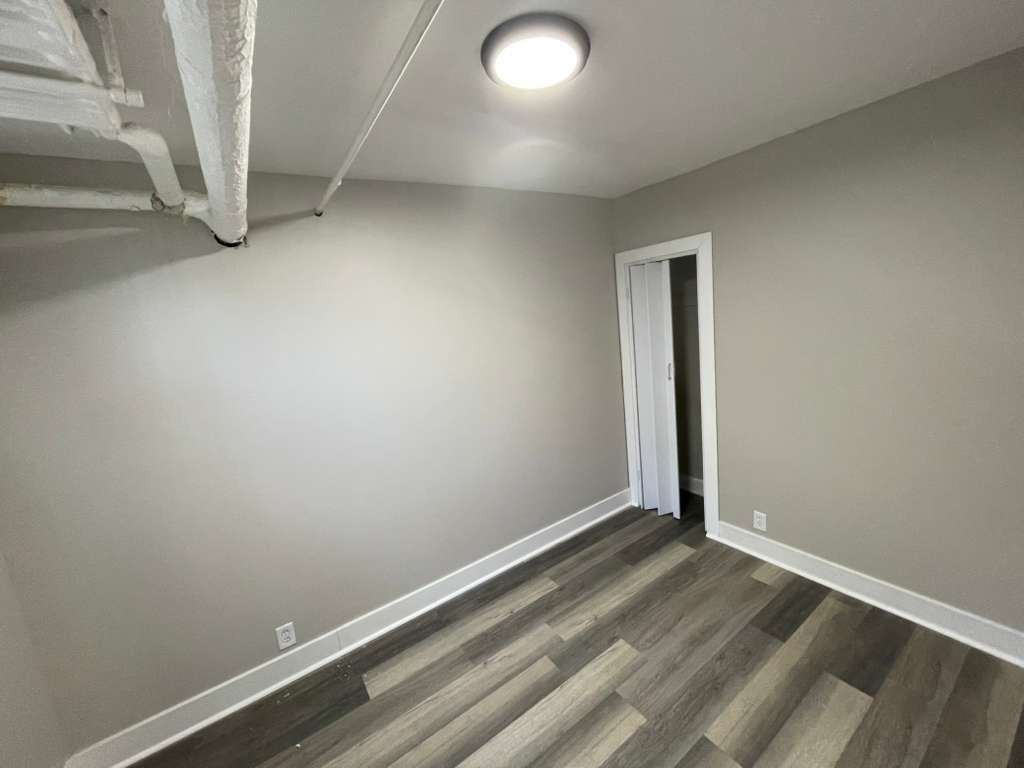 11255 Charlemagne St #13 - Photo 7 of 8