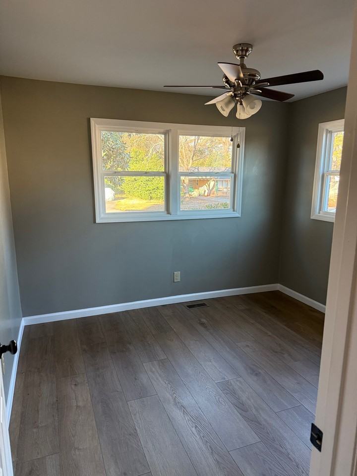 118 Lake Dr - Photo 5 of 8