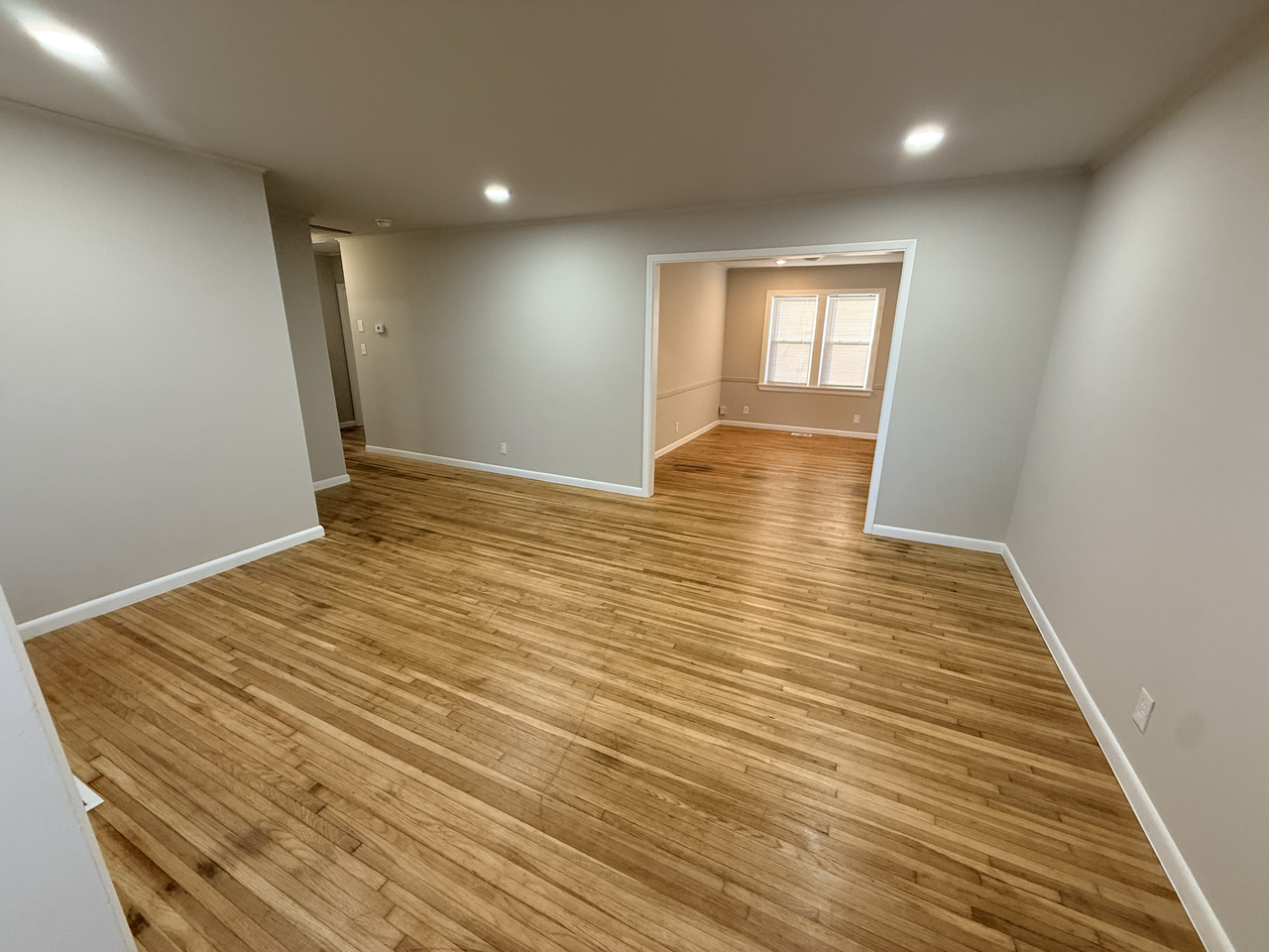 5308 S Madison Ave - Photo 2 of 15