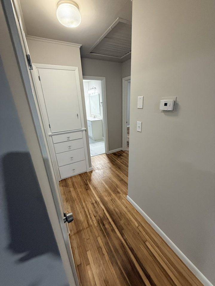 5308 S Madison Ave - Photo 4 of 15