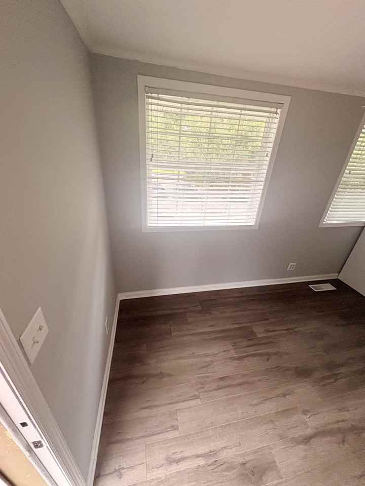 3022 Dartmouth Ave N #2 - Photo 7 of 22