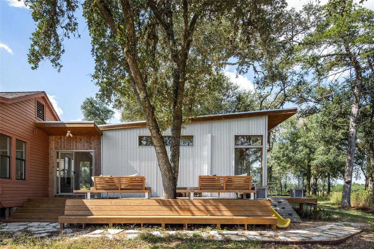 11773 Newberg Rd - Photo 6 of 40