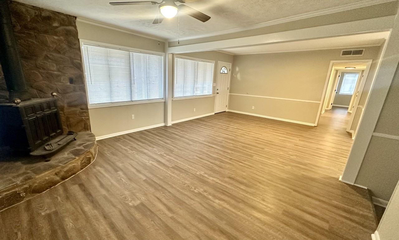 503 16th Ave N - Photo 2 of 12