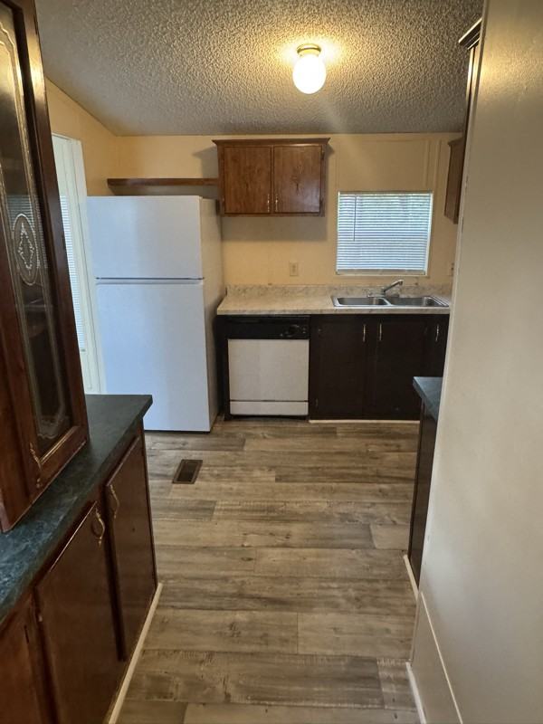 1307 Co Rd - Photo 2 of 10