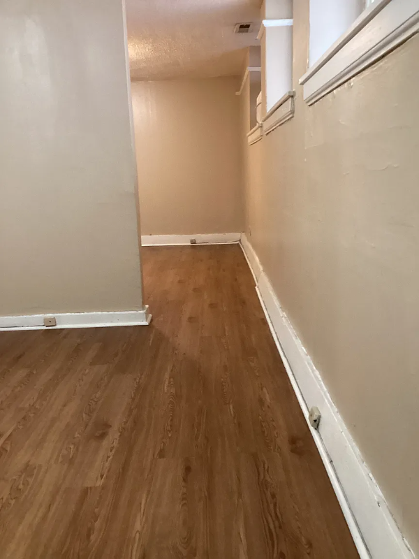 4423 S Indiana Ave #G - Photo 3 of 5