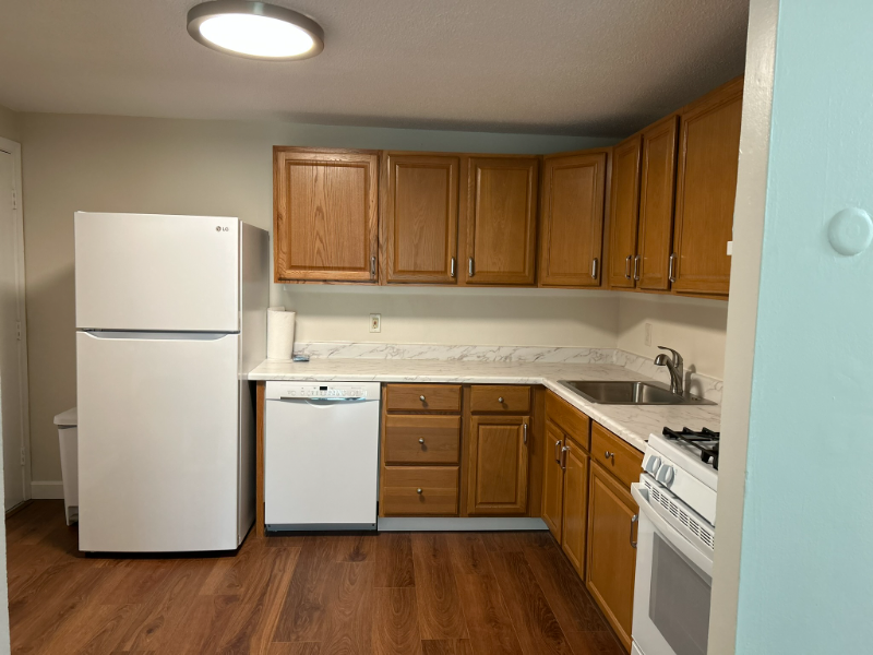 1 Lancelot Ct #1-18 - Photo 3 of 15