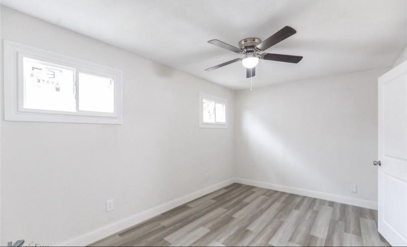 1433 Park Ave - Photo 6 of 21