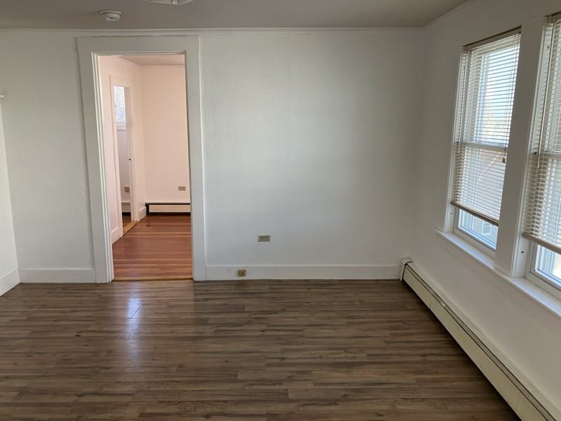 18 Center St #4 - Photo 3 of 5