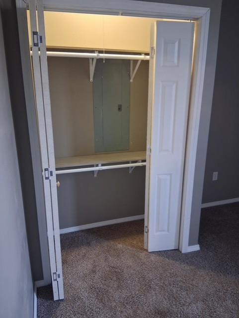 550 111/113 S Sr - Photo 4 of 7